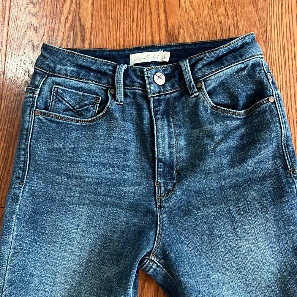 Unpublished jeans size 26
